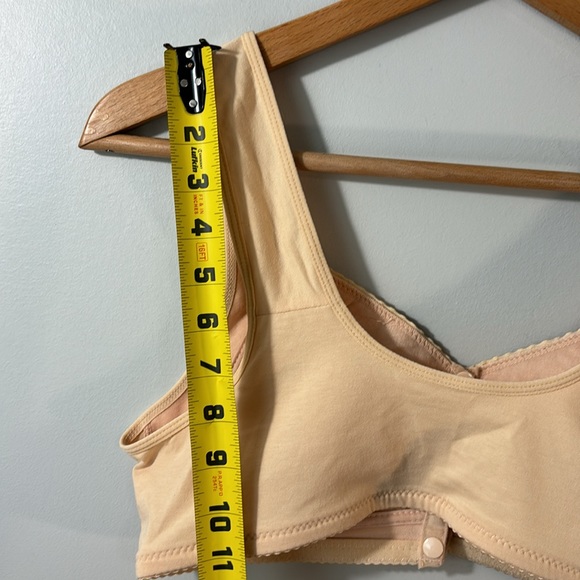 NWT all day comfort with this SNAP FRONT BRA in size 42. - Picture 8 of 8